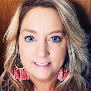 Meet your Posher, Lori